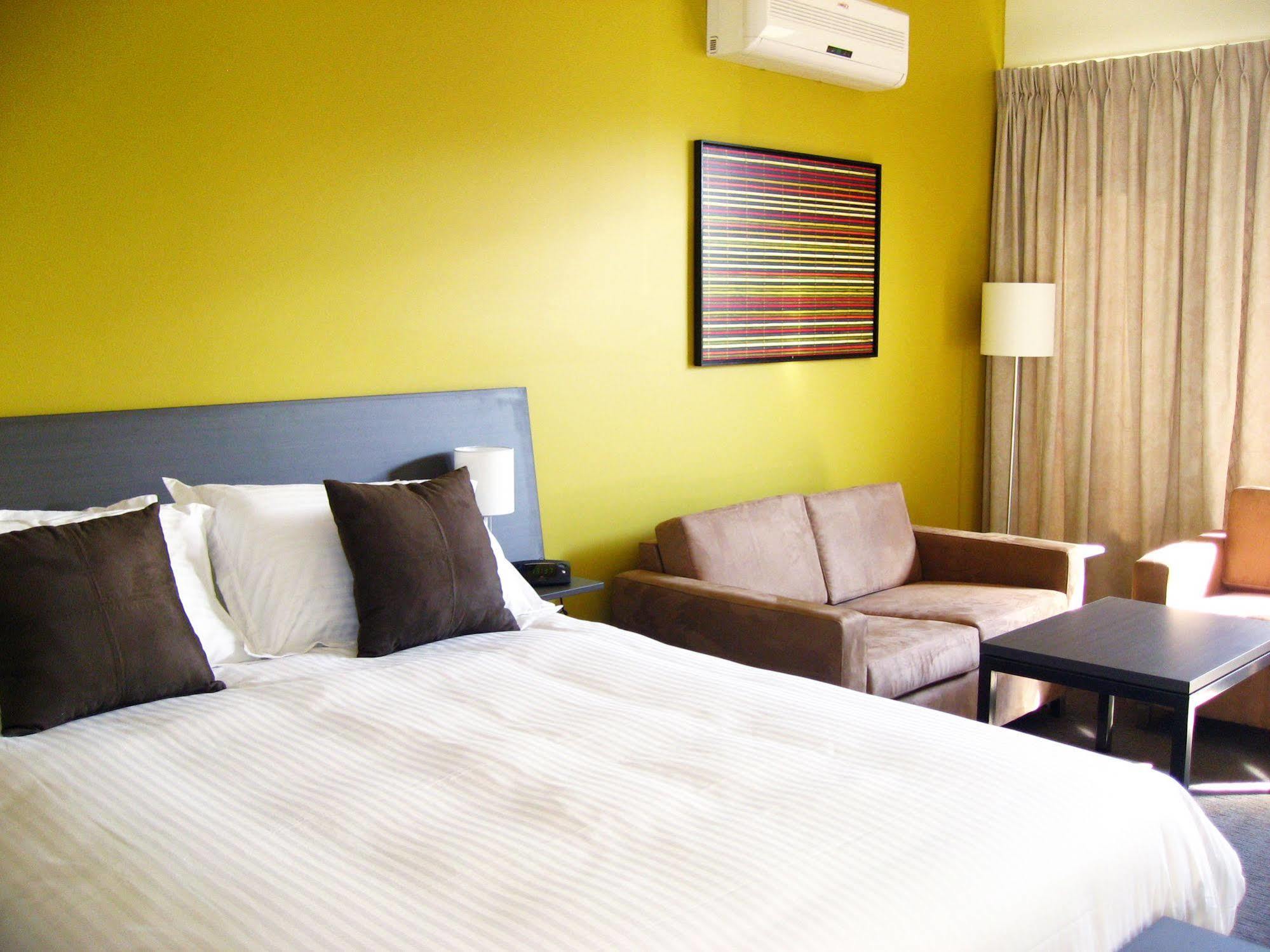 Motel Portman House Scone Zewnętrze zdjęcie